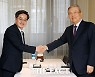 '신당 창당' 알린 김동연, '킹 메이커' 김종인과 조찬 회동 [TF사진관]