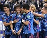일본 기사회생.. WC 예선 호주에 2-1 승리