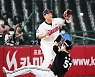 [포토] 홍창기 '내가 훨씬 빨라'