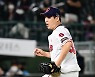 [포토] 이인복 '홈 커버 위해 돌진'