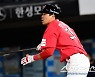 [포토] 한유섬 '동점 2루타 주인공'