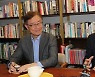 최재형, 홍준표 지지 선언 "신망 얻을 후보..함께 정권교체"