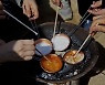이 갈리는 '오징어게임'..이 갉아먹는 '달고나' 열풍