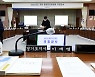 이재명 "구속될 사람은 尹" vs 윤석열 "李패밀리의 약탈"