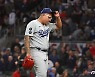 '극한 직업' 유리아스의 악몽.. NLCS 4차전, 정상 투구 가능할까