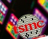 미래 먹거리 반도체 '3D 패키징'.. 앞서가는 TSMC, 추격하는 삼성