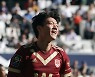 황의조 감아차기 시즌 4호골.. 발목 부상으로 교체