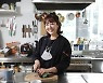 "현대차 타고 와 부자들 밥값 내준 아저씨..그분인줄 몰랐다"