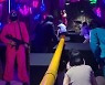 인도네시아에 '오징어 게임' 카페 등장.."무궁화 꽃이 피었습니다"