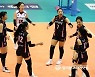 [실업배구 종합선수권] 공격 성공시킨 포항시체육회 선수들.