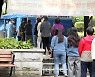 [포토] 찾아가는 임시선별검사소