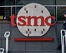 TSMC, 3년 후 美공장서 5나노 반도체 생산..中의존도 줄여