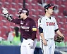 [포토] 예진원 '1타점 3루타'