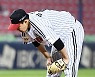 [포토] 임찬규 '홈런 앞에서 무너지다'