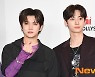 뉴이스트 렌-민현, 하트로 압도한다 [포토엔HD]
