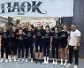 PAOK 구단의 쌍둥이 자매 특별 대우, 첫 훈련 사진 SNS 공개