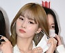 트와이스 모모, '마스크 벗고' [사진]