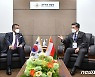 서욱 장관, 오만 국방사무총장과 양자회담