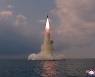 북 "새 SLBM 성공" 김정은 불참..대미 '수위조절' 흔적