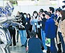 [사진] 말 거는 로봇