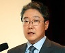 리얼미터 대표 "현 상황선 야 후보 누가나와도 대선서 유리"