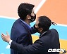 최태웅 감독 "후인정 감독의 데뷔 첫 승리를 축하한다" [의정부 톡톡]