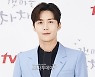 'K배우' 김선호 폭로글 작성 여자친구는 방송계 출신이었다