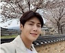 '슬픈열대' 측 "김선호 하차? 아직 논의 중"