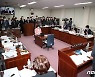 "'위드 코로나 앞둔 제주도, 일상회복 로드맵 필요"