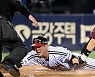 [포토] 서건창, 아쉬웠던 홈쇄도!