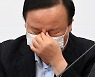 尹의 '전두환 발언' 방어하다..김재원 "아, 힘드네 정말"