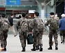 만취해 병사에 폭언·얼굴에 술 뿌린 중대장..軍 "엄정 조치"
