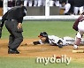 [MD포토] 김용의 '9회말 잠실벌을 열광시킨 동점 홈슬라이딩'