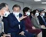 [속보]누리호 '절반의 성공'..文 "궤도 안착, 미완의 과제'