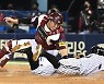 김재현 '정확하게 태그아웃'[포토]