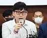 법무부, 육군에 '변희수 전역취소 판결' 항소 포기 지휘