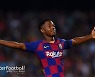 '제2의 메시'다운 충성심..맨유-PSG-리버풀 2배 제안에도 잔류