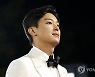 강릉국제영화제 개막식 찾은 연우진