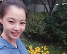 '조성윤♥' 윤소이, 셔츠 위로 드러난 아름다운 만삭의 D라인 [TEN★]