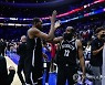 [NBA] '듀란트 트리플더블' 브루클린, 4쿼터 자멸한 필라델피아에 역전승