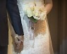 "신혼여행중 남편 죽었는데"..'보험금 5억' 아내엔 못준다는 보험사, 이유는?