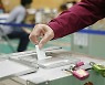 8일 뒤 열리는 日 총선..자민당 우세 속 40% 경합지역 '변수'
