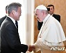 프란치스코 교황, 북한 방북 '재추진'?..현실성은