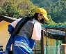 유기견보호소 청소하는 강지영