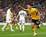 Hwang scores another for Wolves in 1-1 draw with Leeds