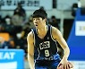 송교창 없는 KCC, 김지완의 날..2차연장 위닝 스텝백 점퍼