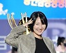 김보미,'더 밝은 표정으로 포즈' [사진]