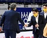 김완수 감독,'임근배 감독에게 데뷔전 승리 축하받아' [사진]