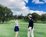 손태영·권상우, 14년차 부부의 다정 눈웃음..골프장 데이트 [N샷]