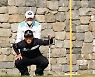 신중하게 퍼팅 라인을 살피는 이태훈 [KPGA 하나은행 인비테이셔널]